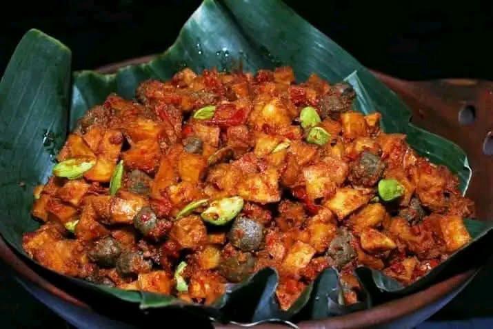 Kentang Balado